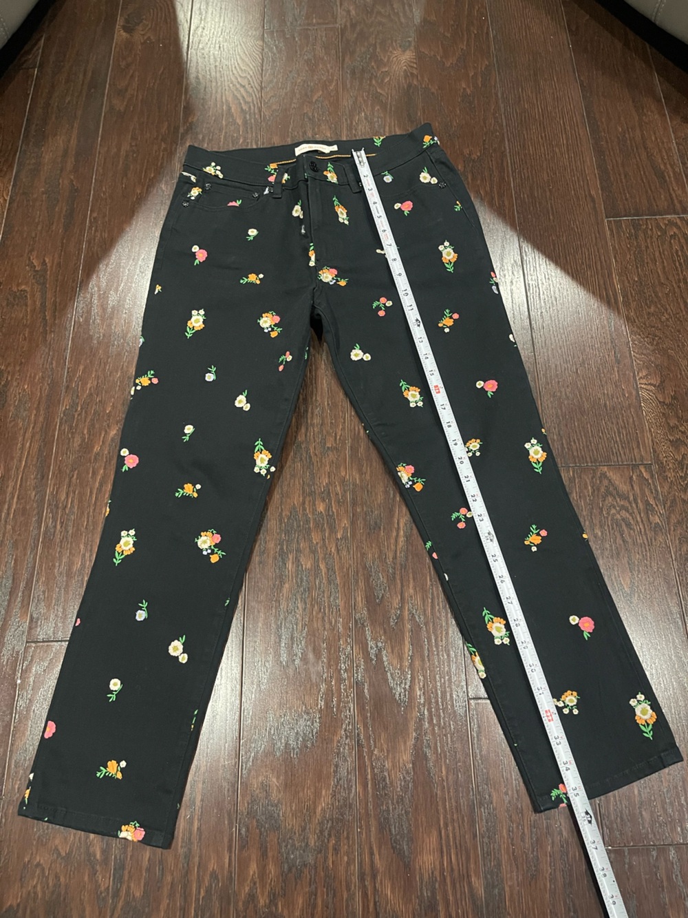 TORY BURCH Brindle Black Floral Embroidered Denim Jeans Pant size 29 - Picture 2 of 8